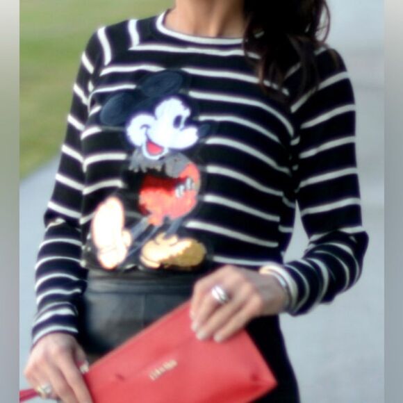 Disney Jerry Leigh black & white striped sequined Mickey Mouse sweater. Size S - Picture 4 of 4